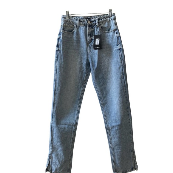 NWT FASHION NOVA Chase the Dream Slit Straight Leg Jeans, size 3 - Picture 2 of 11